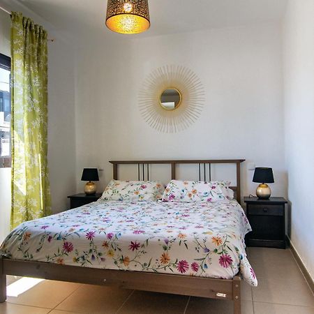 Апартаменти Apartamento Steffi Тіас Екстер'єр фото